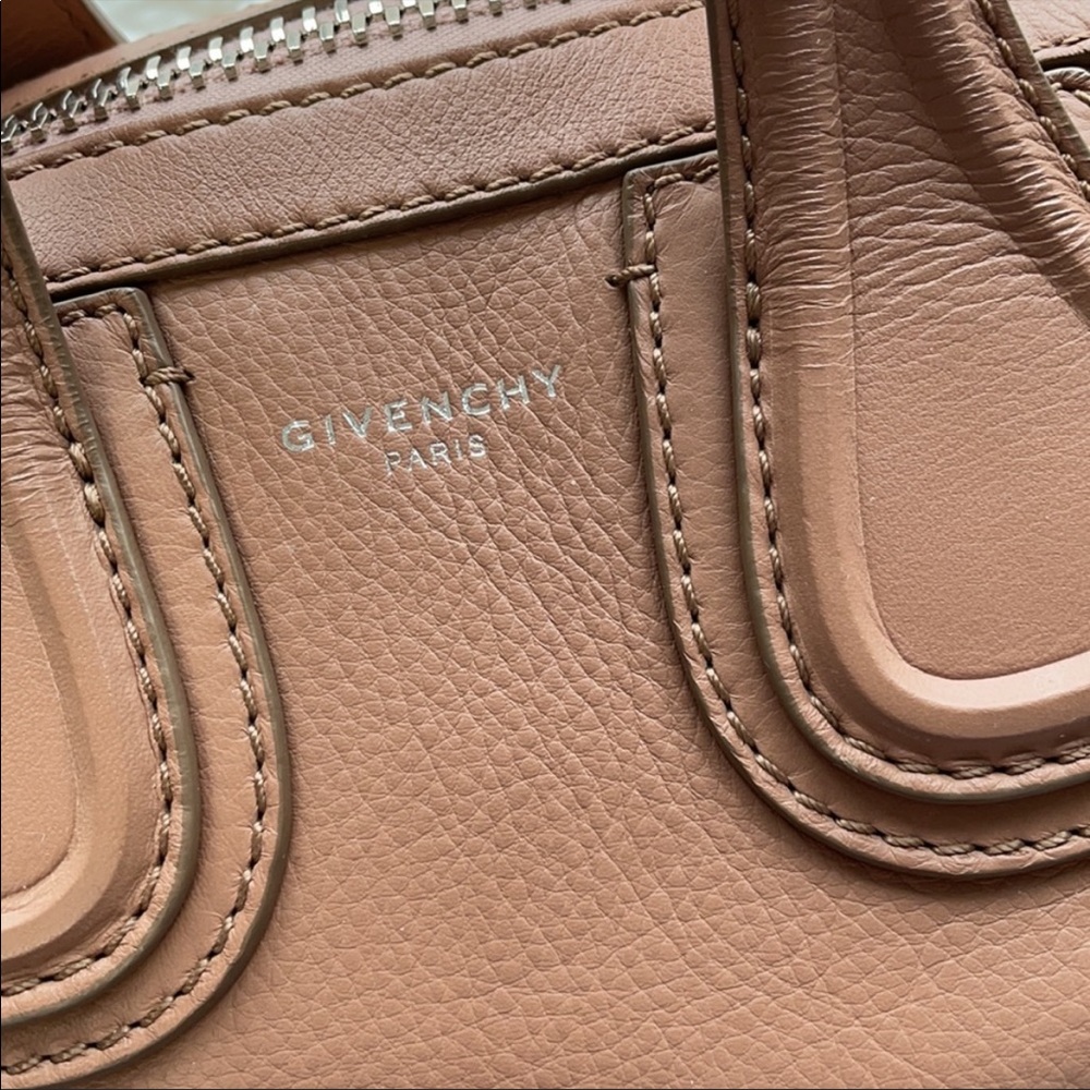 Givenchy Bag  🎄
